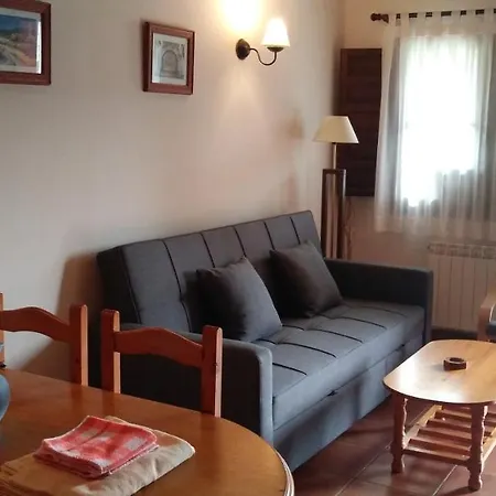 Apartamentos Rurales La Fuente De Bascones Villahormes Buitenkant foto